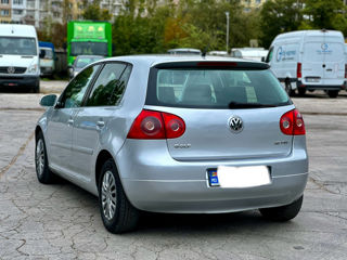 Volkswagen Golf foto 4