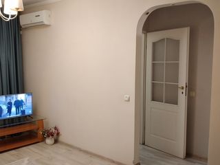 Apartament cu 1 cameră, 37 m², Botanica, Chișinău foto 3