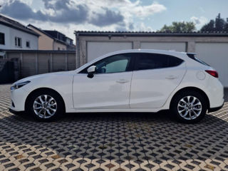 Mazda 3 foto 2