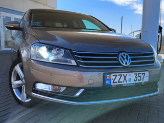 Volkswagen Passat foto 1