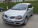 Nissan Almera Tino foto 7