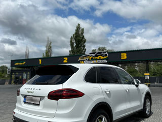 Porsche Cayenne foto 2