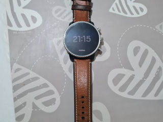 Умные часы Fossil Gen 4 Explorist foto 2