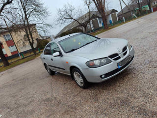 Nissan Almera foto 3