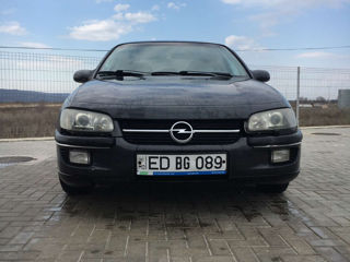 Opel Omega foto 1