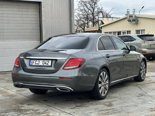 Mercedes E-Class foto 5