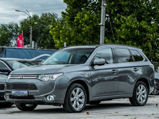 Mitsubishi Outlander foto 4