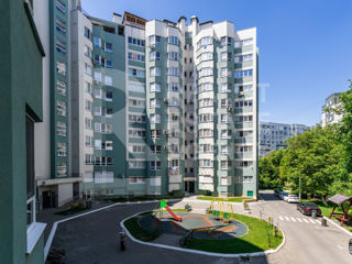 Apartament cu 2 camere, 78 m², Poșta Veche, Chișinău foto 19