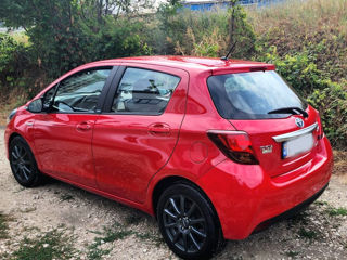 Toyota Yaris foto 2