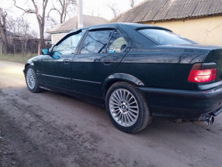 BMW 3 Series foto 3