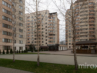 Apartament cu 2 camere, 78 m², Ciocana, Chișinău foto 20