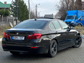 BMW 5 Series foto 5