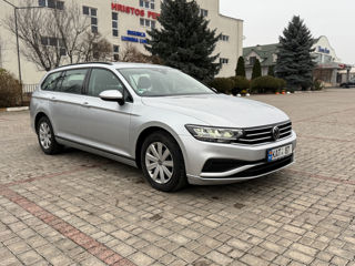 Volkswagen Passat foto 2