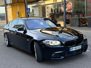 BMW 5 Series foto 2