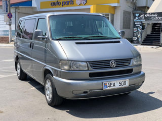 Volkswagen Caravelle foto 3