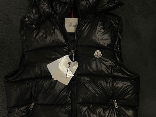 Gillet Moncler NFC