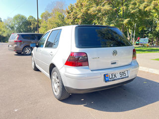 Volkswagen Golf foto 6