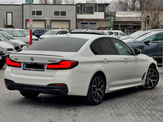 BMW 5 Series foto 4