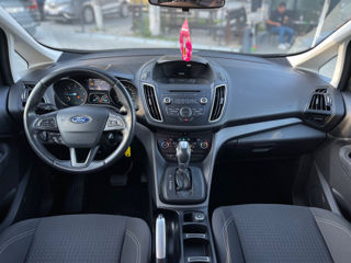 Ford Grand C-MAX foto 10