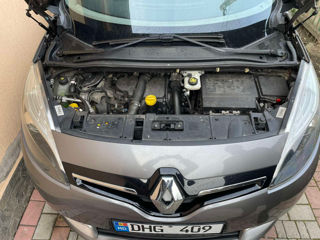 Renault Grand Scenic foto 6