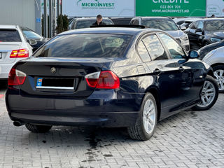 BMW 3 Series foto 3