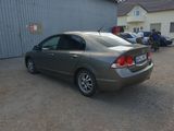 Honda Civic Hibrid foto 4