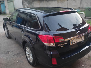 Subaru Outback foto 3