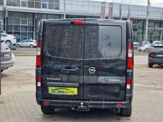 Opel Vivaro foto 5