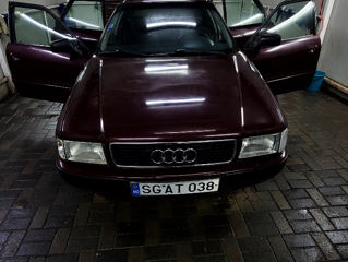 Audi 80