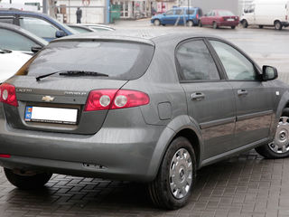 Chevrolet Lacetti foto 4