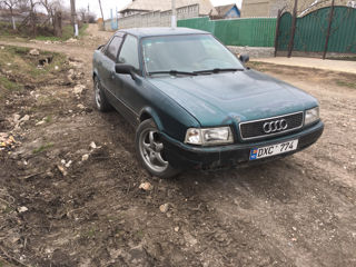 Audi 80