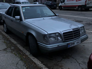 Mercedes E-Class foto 4