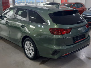 KIA Ceed Sw foto 5