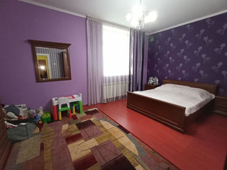 Apartament cu 4 camere, 130 m², 8 cartier, Bălți foto 16