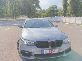 BMW 5 Series foto 1