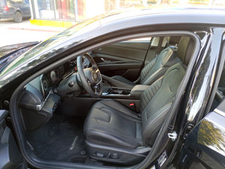 Hyundai Elantra foto 8