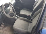 Dezmembrez Opel Zafira A foto 2