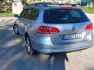 Volkswagen Passat foto 6