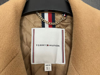 Пальто Michael Kors, Valentino, Tommy Hilfiger foto 2