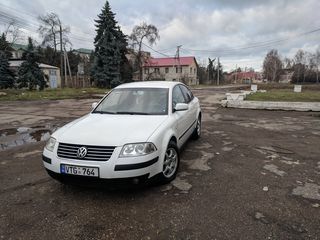 Volkswagen Passat foto 2