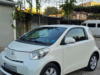 Toyota iQ foto 2