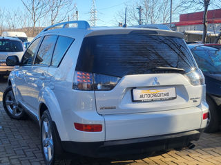 Mitsubishi Outlander foto 15