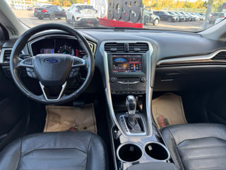 Ford Fusion foto 8