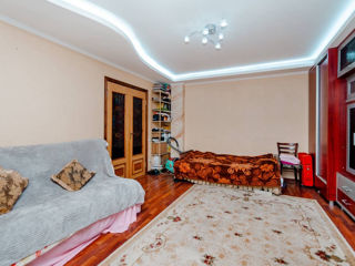 Apartament cu 3 camere, 110 m², Ciocana, Chișinău foto 2