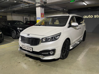 KIA Carnival foto 2