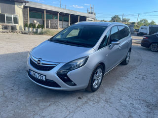 Opel Zafira foto 2