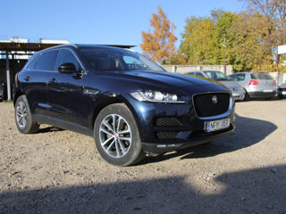 Jaguar F-PACE foto 2