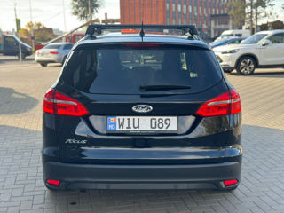 Ford Focus foto 3