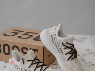 Adidas Yeezy Boost 350 x Off-White foto 5