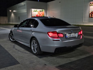 BMW 5 Series foto 3